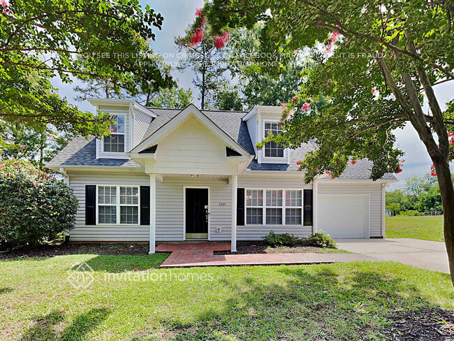Photo - 1303 Oakshade Ave House