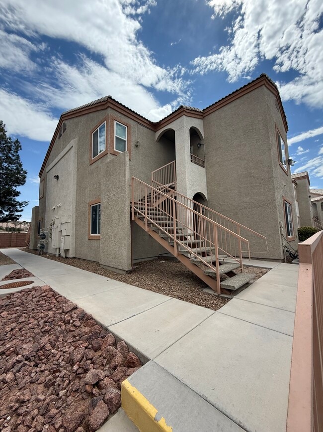 Building Photo - 4655 Gold Dust Ave Unit 124 Rental
