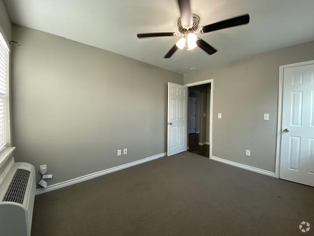 Building Photo - 1344 Coffee St Rental