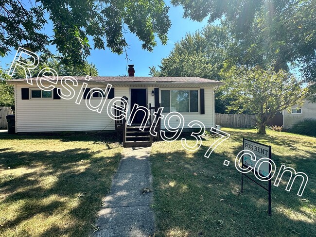 Building Photo - 3 Bed 1 bath home