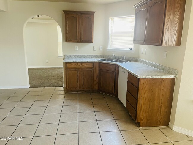 Photo - 1513 Prickley Pear Dr