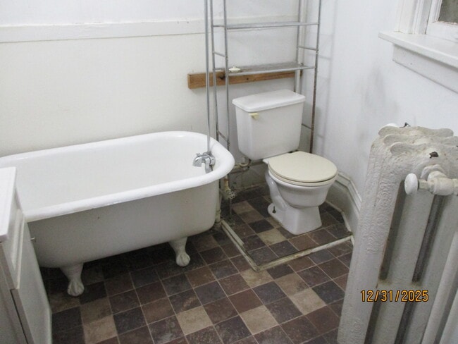 Photo - 140 Loras Blvd Unit #4