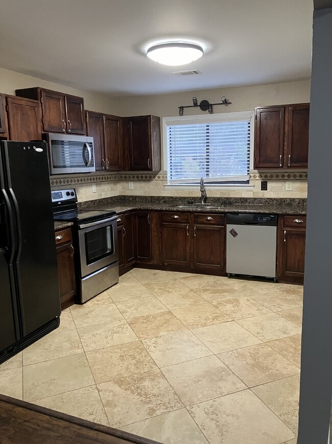 Photo - 19 Quail Ridge Cir S