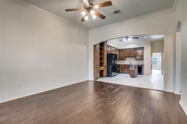 Photo - 2153 Colby Ln