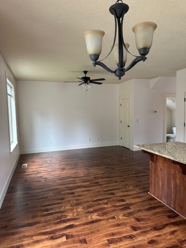 Photo - 2 STORY CRAFTSMAN HOME