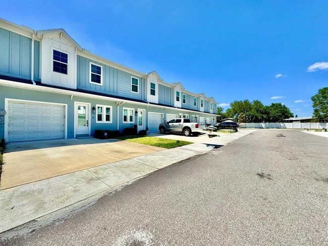 Photo - 3722 W Mango Ave