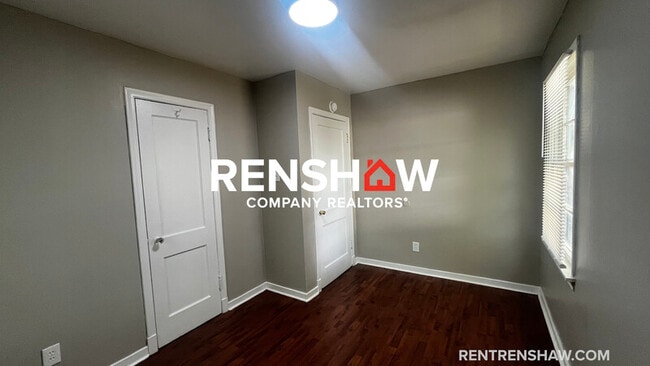 Photo - 1606 Ozan St