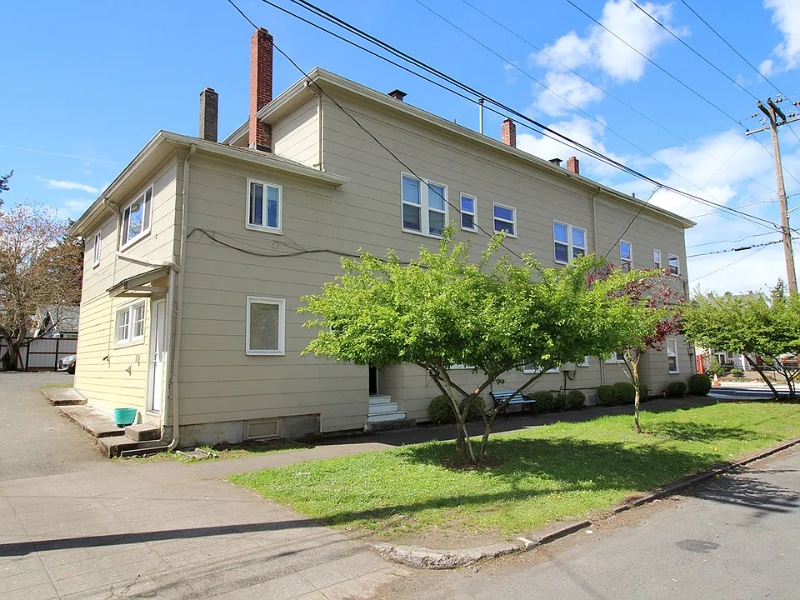 Photo - 7630 SE Woodstock Blvd