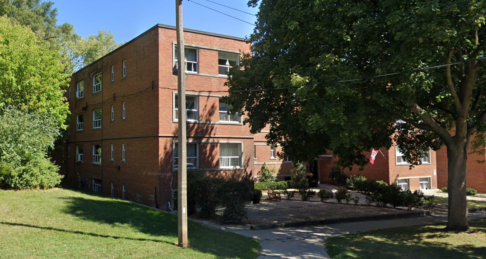 Photo - 1-319 The Kingsway Unit 1