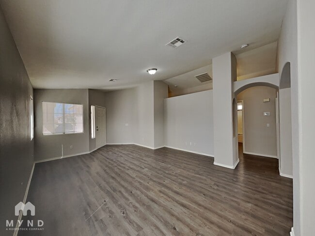 Photo - 2858 Mt Hope Dr