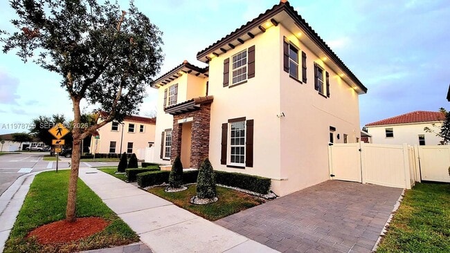 Photo - 17070 SW 91st St