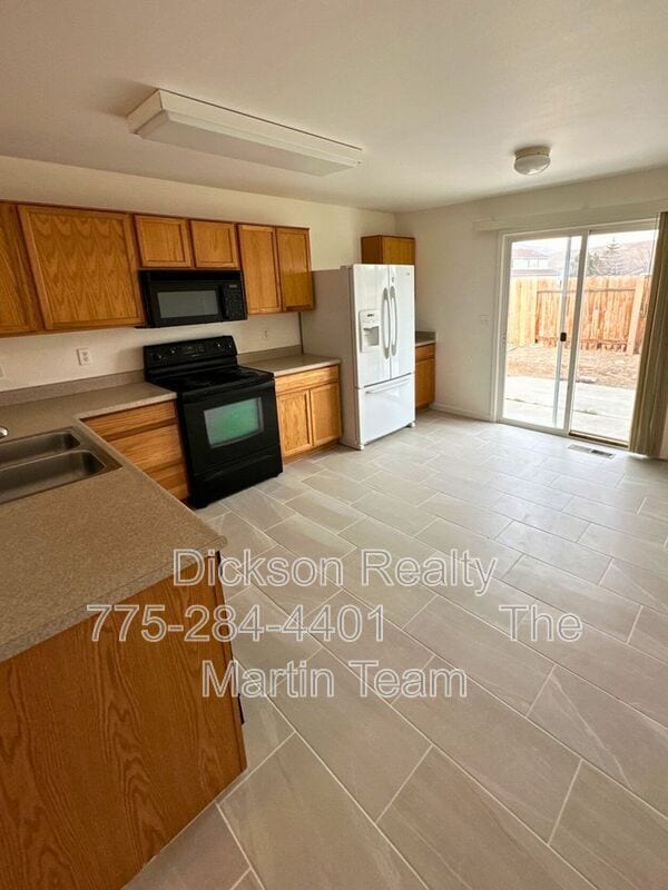 Photo - 8675 Crimson Sky Ct