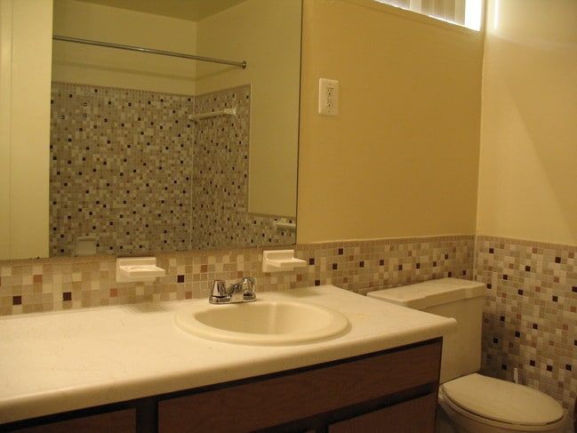 Vista Villa Manor Apartments