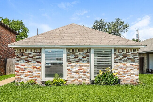 Photo - 914 S Ballard Ave