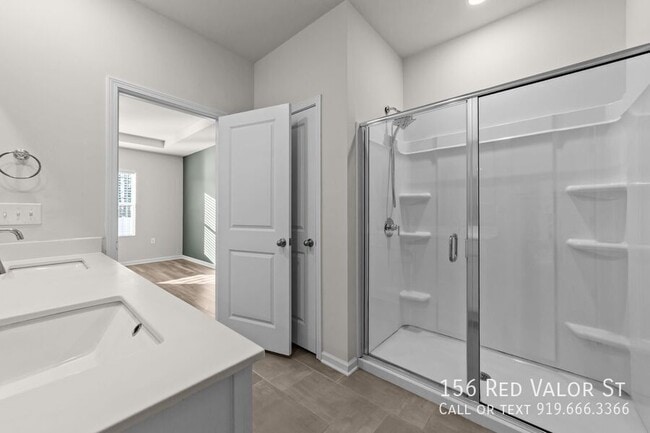 Photo - 156 Red Valor St