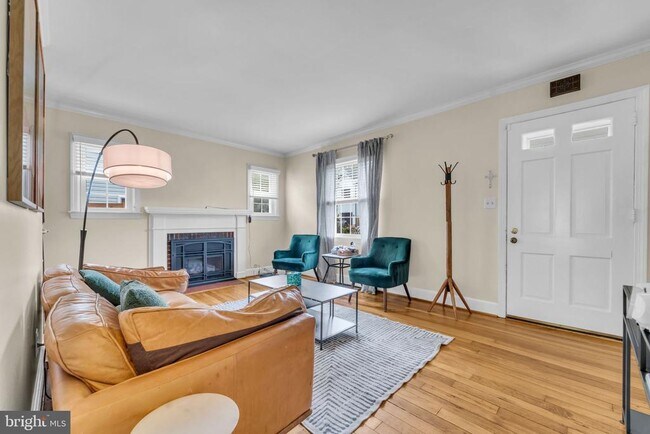 Photo - 2805 W George Mason Rd