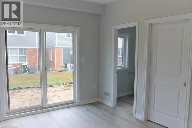 Photo - 124 Compass Trail