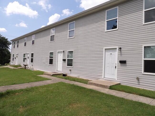 Building Photo - 140 Thistlewood Ave Rental