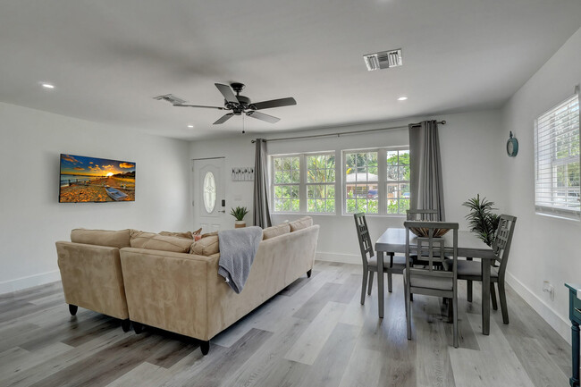 Building Photo - 27250 Shriver Ave Rental