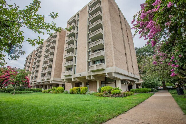 Charming Studio Condo in Southwest Waterfr... - Charming Studio Condo in Southwest Waterfr...