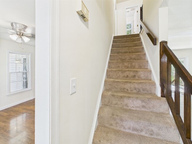 Photo - 10649 Genlou Rd