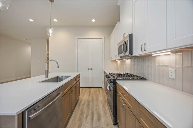 Photo - 6112 De Campo St