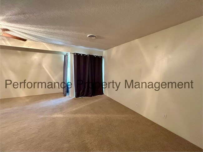 Photo - Spacious 3 Bed/2 Bath NE Bakersfield Home w/ RBP & $0 Deposit Option