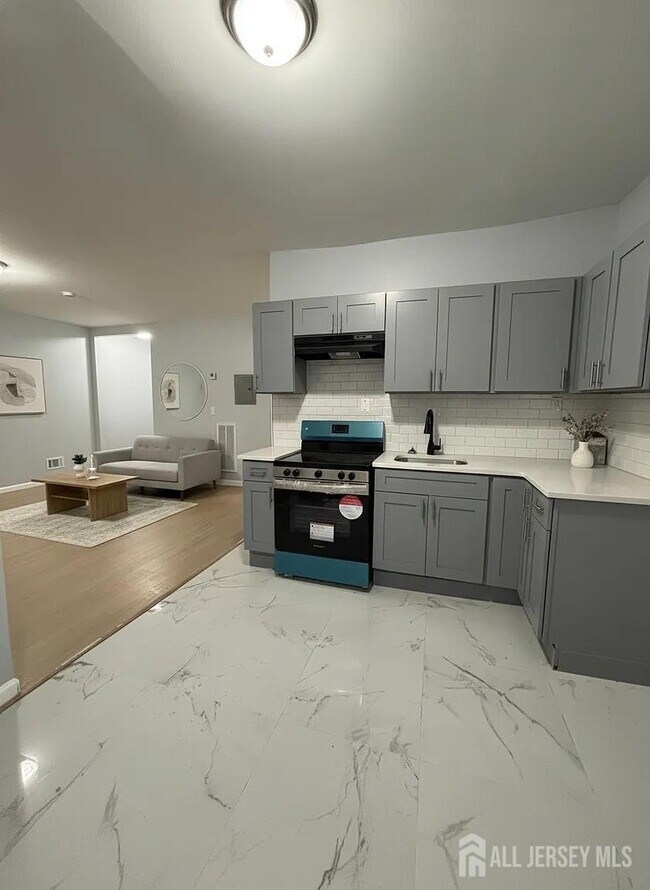 Photo - 417 S 14th St Unit 419