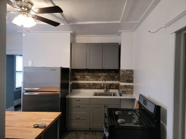 Building Photo - 2986 Canton St Rental