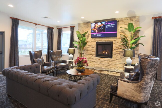 Photo - Keizer Station Apartments