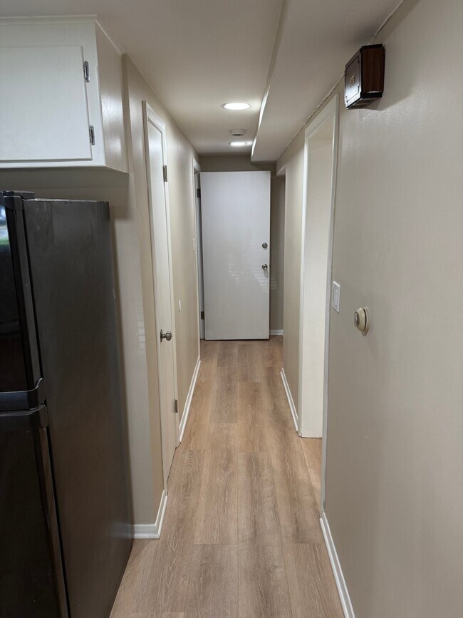 Photo - 5913 W Addison St Unit 1