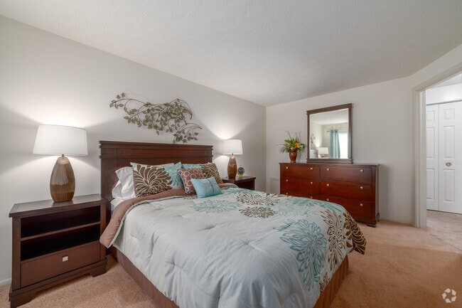 Willow - 1BR, 1BA - 675SF - Bedroom - Village in the Park Apartments