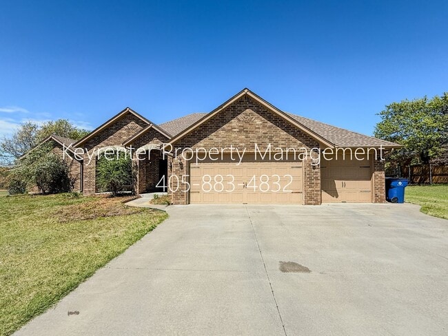 Building Photo - Beautiful Upscale 3BD/3BTH + Office Home on Over an Acre in Choctaw