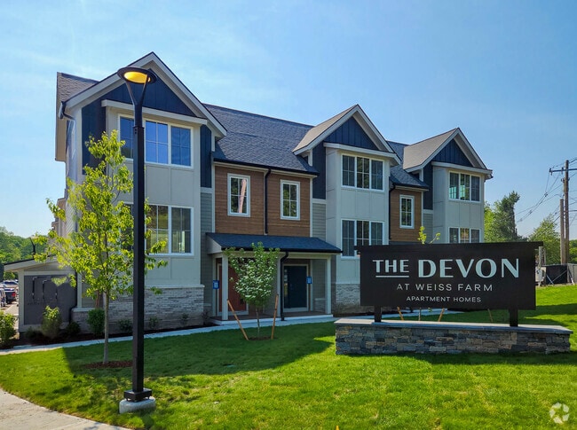 Building Photo - The Devon at Weiss Farm Rental