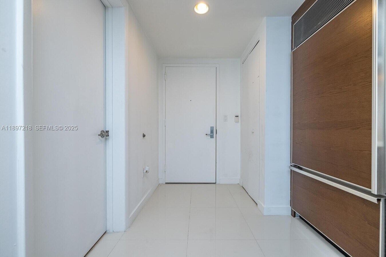Photo - 475 Brickell Ave Unit 608