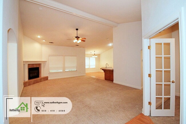 Photo - 3377 Heritagetown Dr