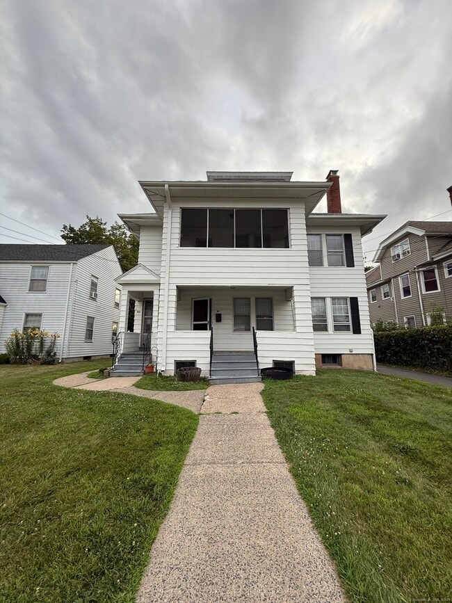 Building Photo - 91 Maplewood Ave Unit 2 Rental