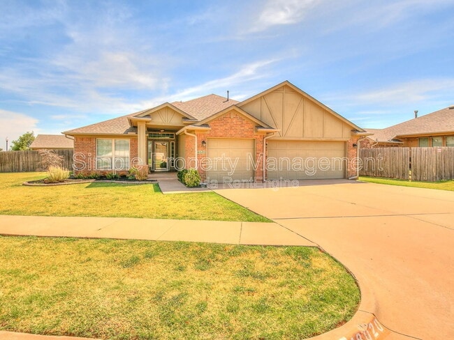 Building Photo - 18020 Cerrado Cir