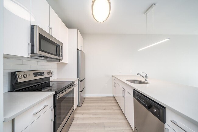 Photo - 16 BENNETT St Unit 514