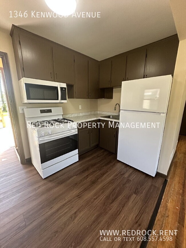 Photo - 1346 Kenwood Ave