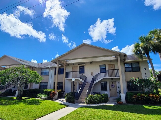 Building Photo - 3171 SE Aster Ln Unit 1107 Rental