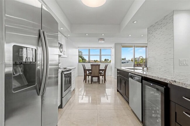 Photo - 2017 S Ocean Dr Unit 209