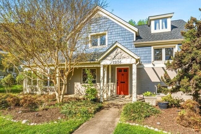 Photo - 2238 Meridian St