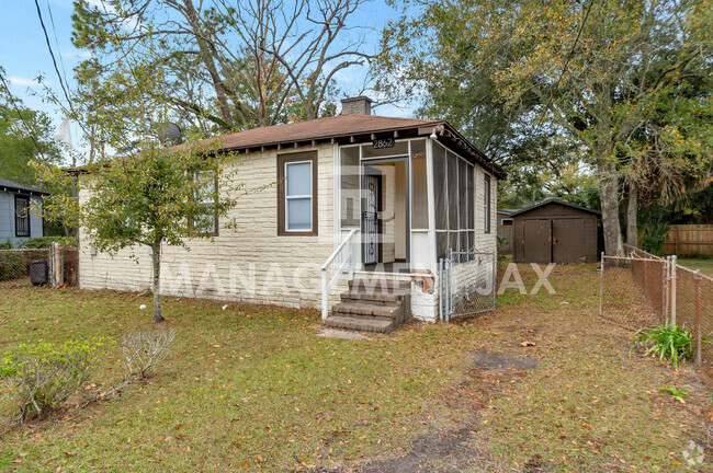 Building Photo - 2862 Woodland St Rental