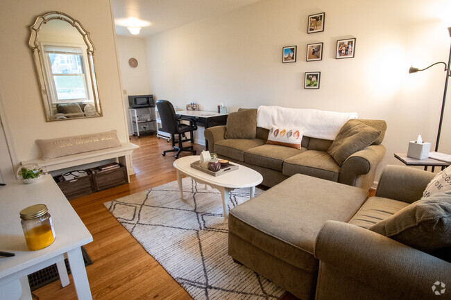 Building Photo - Lakeside Vista Rental