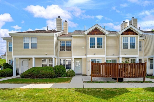 Building Photo - 4706 Whispering Hills Dr Rental