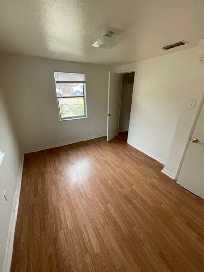 Photo - 2814 W Shady Shores Rd