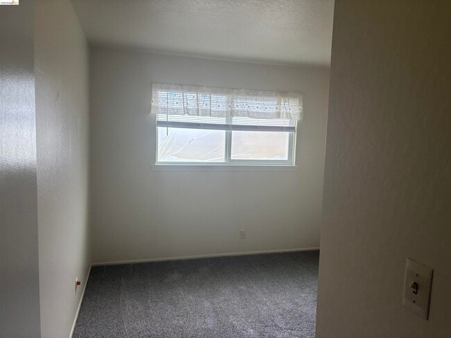 Photo - 1227 Giovanni St