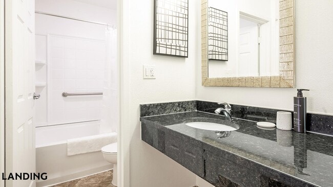 Photo - 2851 Maingate Village Cir Unidad 11-202