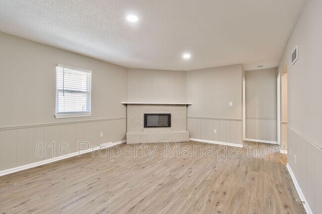 Photo - 1606-1606 SW Sunset St Unit 1604